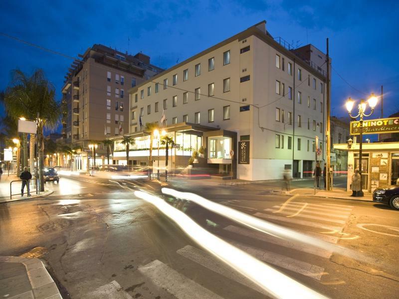 Palazzo Virgilio Hotel Brindisi Exterior photo